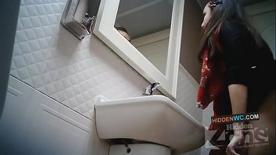 Sawirada kamarada qarsoon ee qolka nasashada ee haweenka (1)